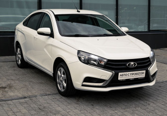 Подержанный автомобиль LADA (ВАЗ) Vesta Sedan 2017 года (7 фото)