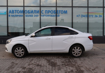 Подержанный автомобиль LADA (ВАЗ) Vesta Sedan 2021 года (2 фото)