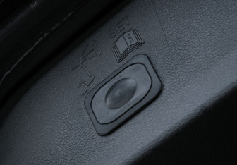 Подержанный автомобиль Ford Kuga 2014 года (20 фото)