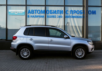 Подержанный автомобиль Volkswagen Tiguan 2011 года (6 фото)