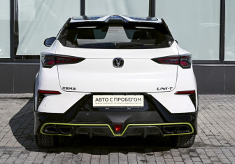 Подержанный автомобиль Changan UNI-T 2021 года (4 фото)