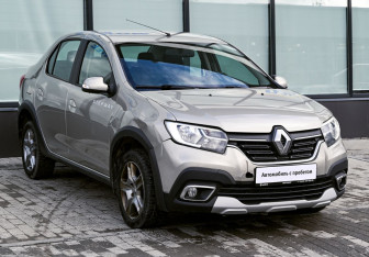 Подержанный автомобиль Renault Logan Sedan 2019 года (7 фото)