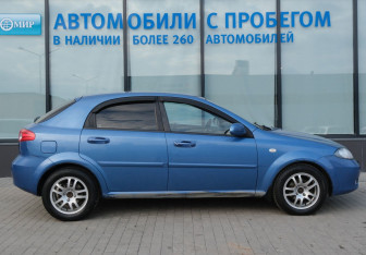 Подержанный автомобиль Chevrolet Lacetti Hatchback 2006 года (6 фото)