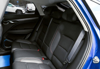 Подержанный автомобиль Geely Tugella 2021 года (17 фото)