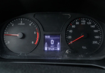 Подержанный автомобиль УАЗ Patriot 2017 года (14 фото)