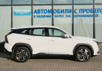 Новый Geely Atlas 2024 (6 фото)