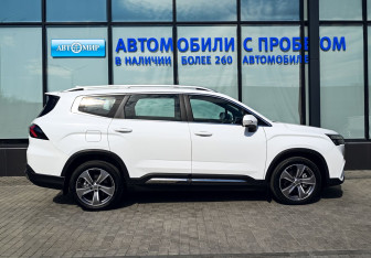 Подержанный автомобиль Geely Okavango 2024 года (6 фото)