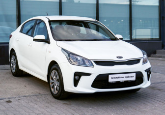 Подержанный автомобиль Kia Rio Sedan 2019 года (7 фото)