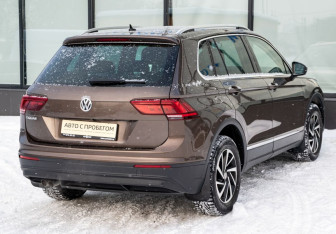 Подержанный автомобиль Volkswagen Tiguan 2018 года (5 фото)