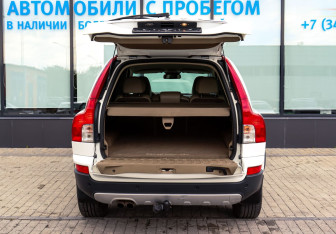 Подержанный автомобиль Volvo XC90 2011 года (21 фото)
