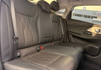 Подержанный автомобиль Chery Arrizo 8 2024 года (21 фото)