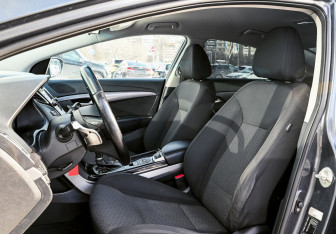 Подержанный автомобиль Hyundai i40 Sedan 2013 года (15 фото)