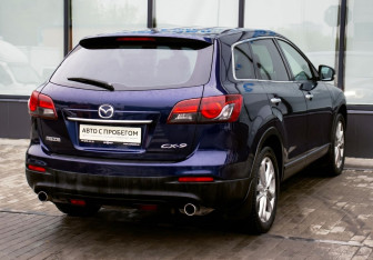 Подержанный автомобиль Mazda CX-9 2012 года (5 фото)