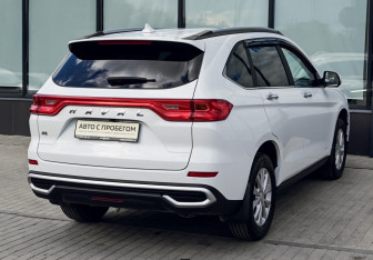 Подержанный автомобиль Haval M6 2023 года (5 фото)