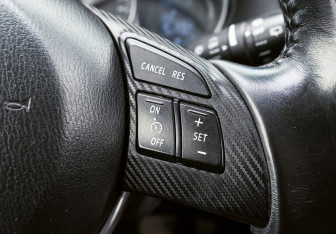 Подержанный автомобиль Mazda CX-5 2015 года (14 фото)