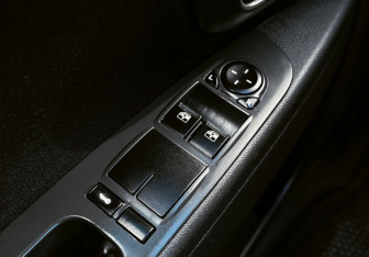 Подержанный автомобиль LADA (ВАЗ) Priora Hatchback 2013 года (12 фото)