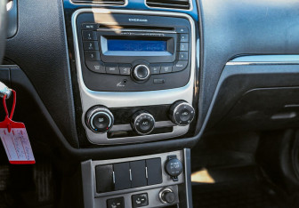 Подержанный автомобиль Geely Emgrand EC7 Sedan 2014 года (13 фото)