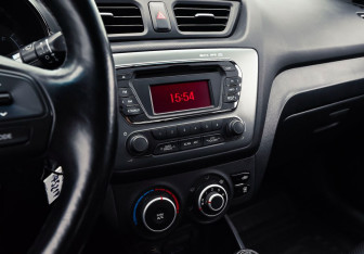 Подержанный автомобиль Kia Rio Sedan 2013 года (3 фото)