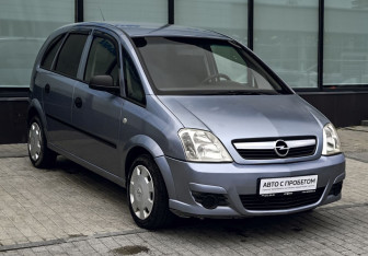 Подержанный автомобиль Opel Meriva 2007 года (7 фото)