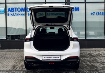 Подержанный автомобиль Forthing T5 EVO 2022 года (23 фото)
