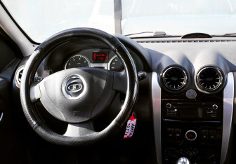 Подержанный автомобиль LADA (ВАЗ) Largus Wagon 2013 года (17 фото)