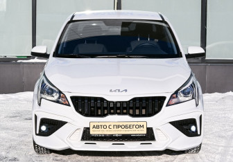 Подержанный автомобиль Kia Rio Sedan 2022 года (8 фото)