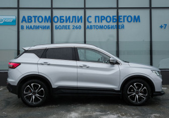 Подержанный автомобиль Geely Coolray 2021 года (6 фото)