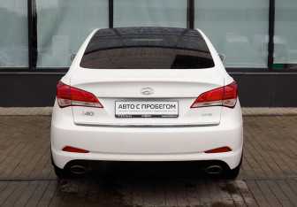 Подержанный автомобиль Hyundai i40 Sedan 2014 года (4 фото)