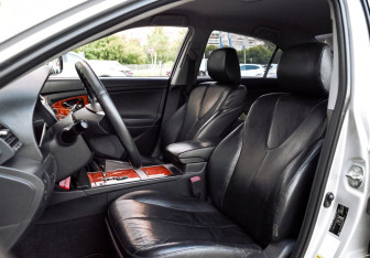 Подержанный автомобиль Toyota Camry Sedan 2008 года (17 фото)