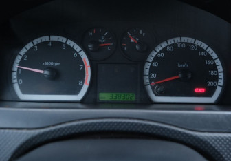 Подержанный автомобиль Chevrolet Aveo Sedan 2008 года (13 фото)