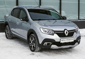 Подержанный автомобиль Renault Logan Sedan 2022 года (7 фото)