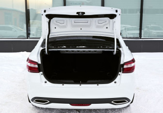 Подержанный автомобиль LADA (ВАЗ) Vesta Sedan 2023 года (17 фото)