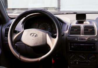 Подержанный автомобиль Hyundai Accent Sedan 2008 года (18 фото)