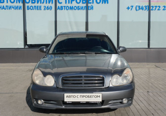 Подержанный автомобиль Hyundai Sonata 2006 года (8 фото)