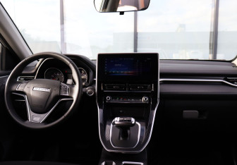 Подержанный автомобиль Haval M6 2024 года (17 фото)