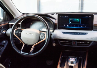 Подержанный автомобиль Haval Jolion 2023 года (11 фото)