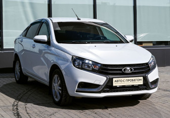 Подержанный автомобиль LADA (ВАЗ) Vesta Sedan 2019 года (7 фото)