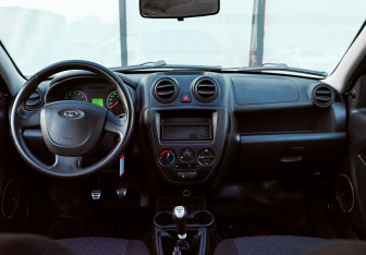 Подержанный автомобиль LADA (ВАЗ) Granta Sedan 2012 года (16 фото)