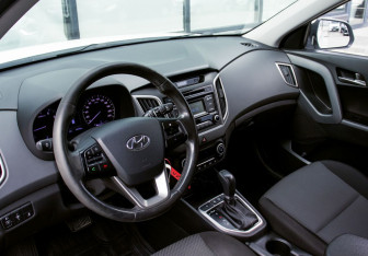 Подержанный автомобиль Hyundai Creta 2018 года (15 фото)