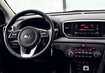 Подержанный автомобиль Kia Sportage 2019 года (19 фото)