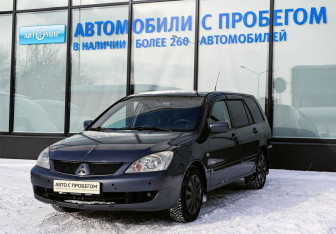 Подержанный автомобиль Mitsubishi Lancer Wagon 2006 года (1 фото)