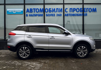 Подержанный автомобиль Geely Atlas 2019 года (6 фото)