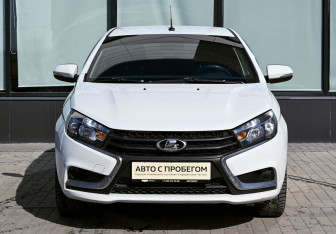 Подержанный автомобиль LADA (ВАЗ) Vesta Sedan 2019 года (8 фото)
