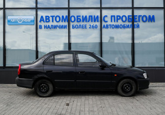 Подержанный автомобиль Hyundai Accent Sedan 2006 года (6 фото)