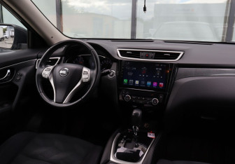 Подержанный автомобиль Nissan X-Trail 2015 года (20 фото)