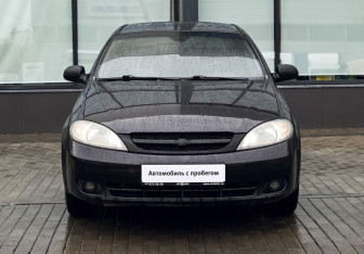 Подержанный автомобиль Chevrolet Lacetti Hatchback 2007 года (8 фото)