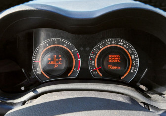 Подержанный автомобиль Toyota Corolla Sedan 2012 года (11 фото)