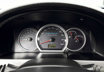 Подержанный автомобиль Chevrolet Lacetti Sedan 2011 года (11 фото)