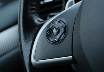 Подержанный автомобиль Mitsubishi Outlander 2013 года (15 фото)