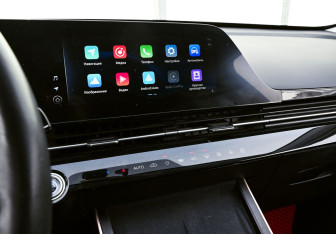 Подержанный автомобиль Omoda C5 2023 года (13 фото)